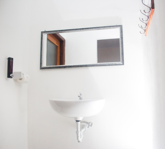 Bathroom 11