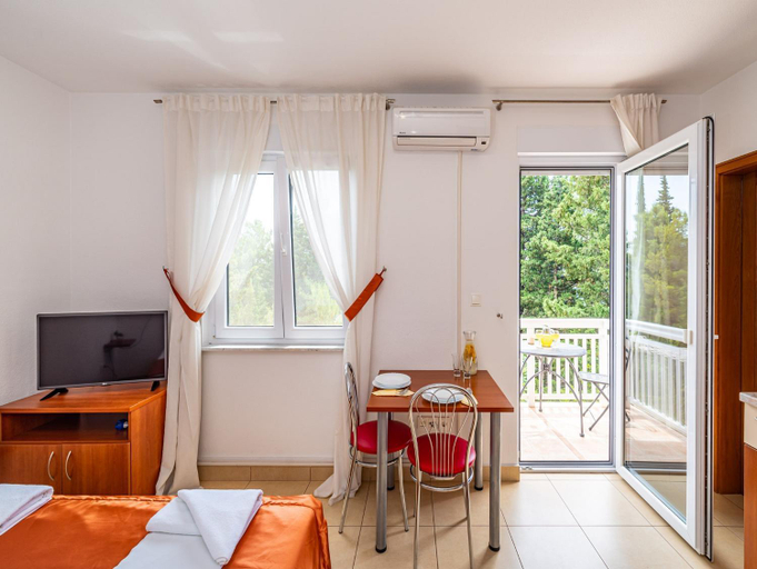 Bedroom 3, Apartments Prkacin 2, Starigrad