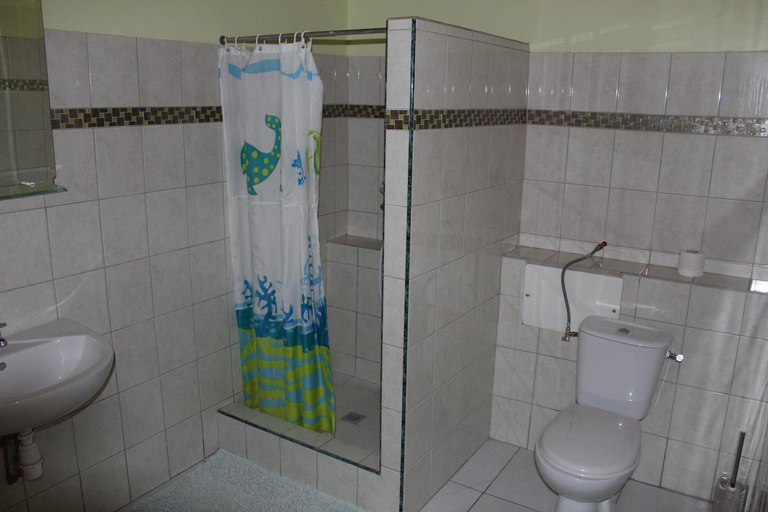 Bathroom 3, Villa Hausseman, Rivière-Pilote