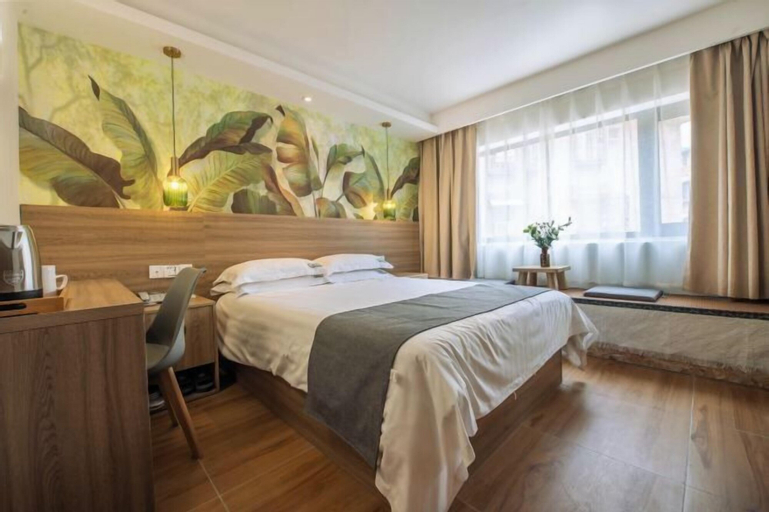 Bedroom 28