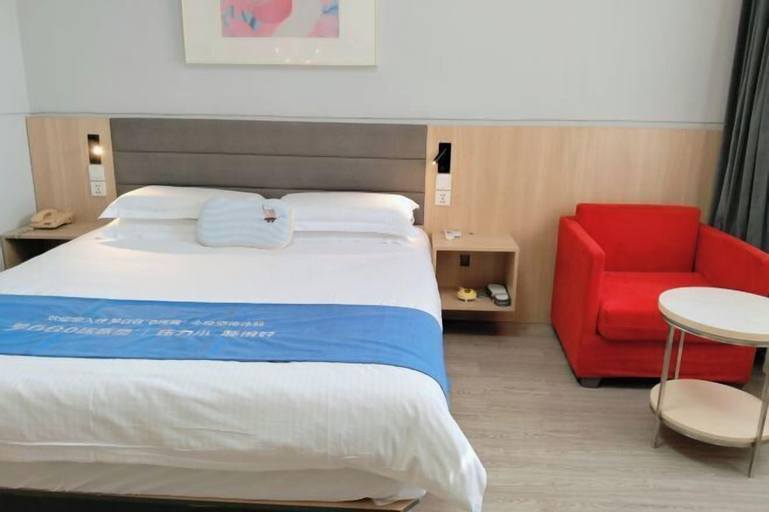 Bedroom 6