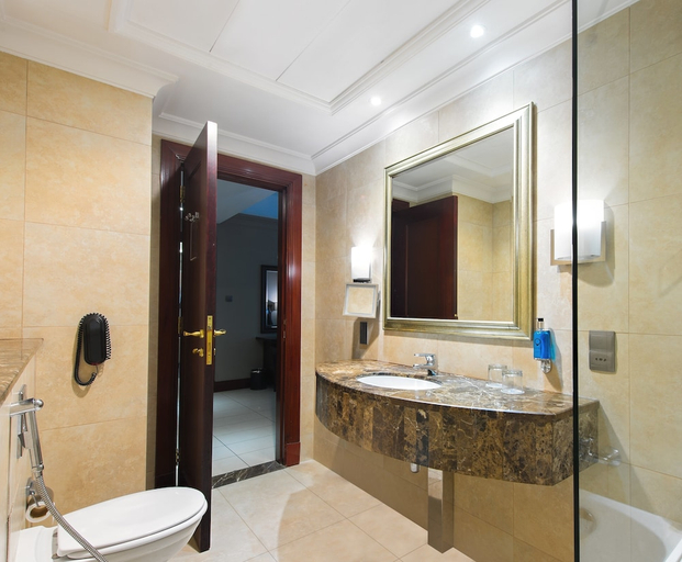 Bathroom 5, Somewhere Hotel Apartment, Dubai