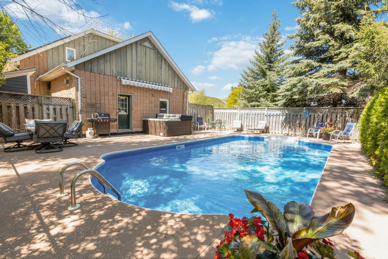 Swimming Pool 11
