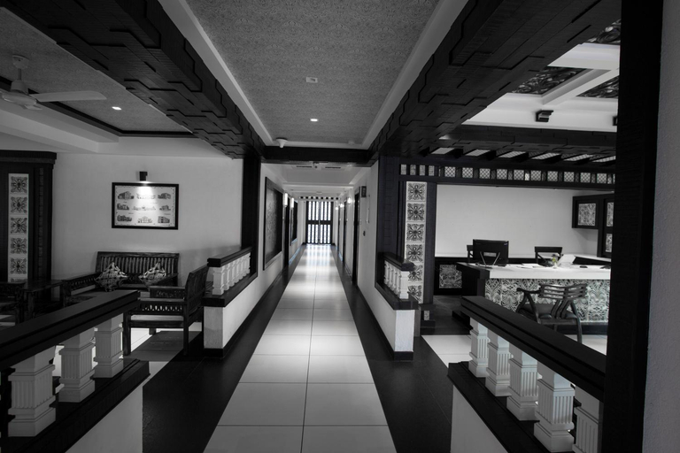 Public Area 2, Liwa, Bangalore