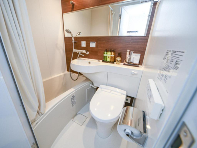 Bathroom 4, HOTEL LiVEMAX Nihonbashi Koamicho, Chūō