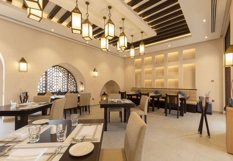 Food & Drinks, Al Badayer Retreat