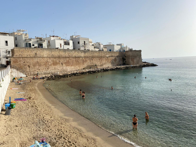 Others 4, Le dimore di Vittorio Emanuele, Bari