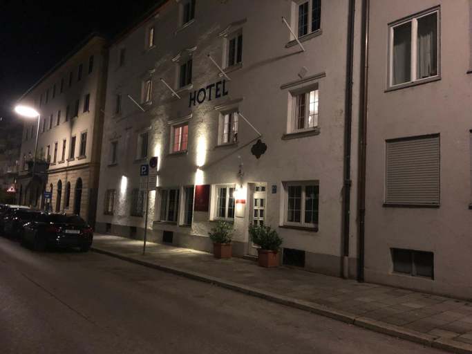 Others 5, Hotel Mariahilf, München