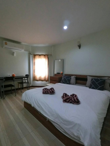 Bedroom 25