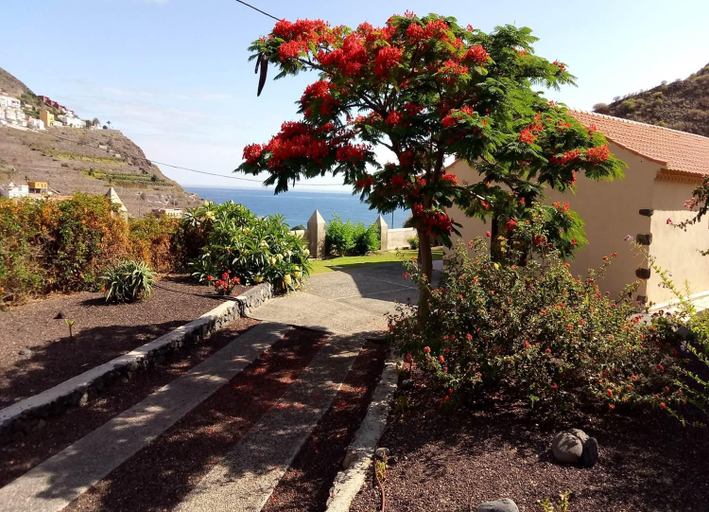 Others 2, Gomera Garden. Vista Mar Altozano, Santa Cruz de Tenerife