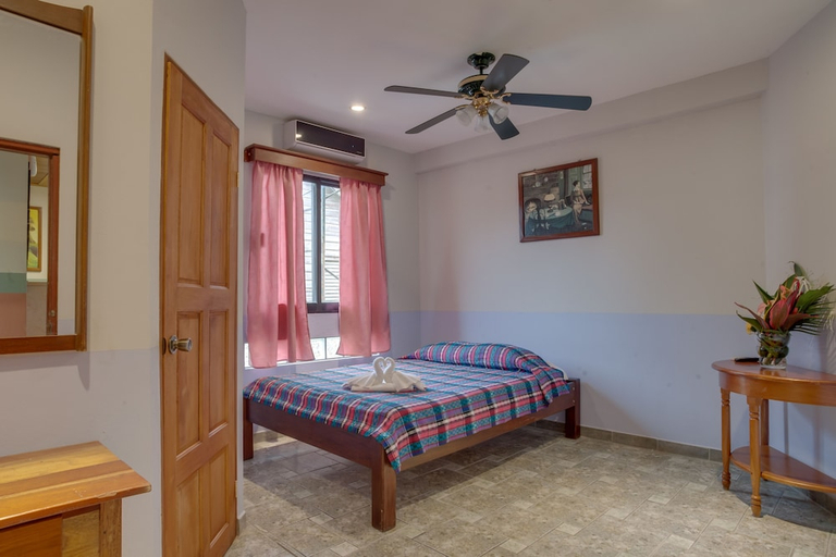 Bedroom 2, Venus Hotel
