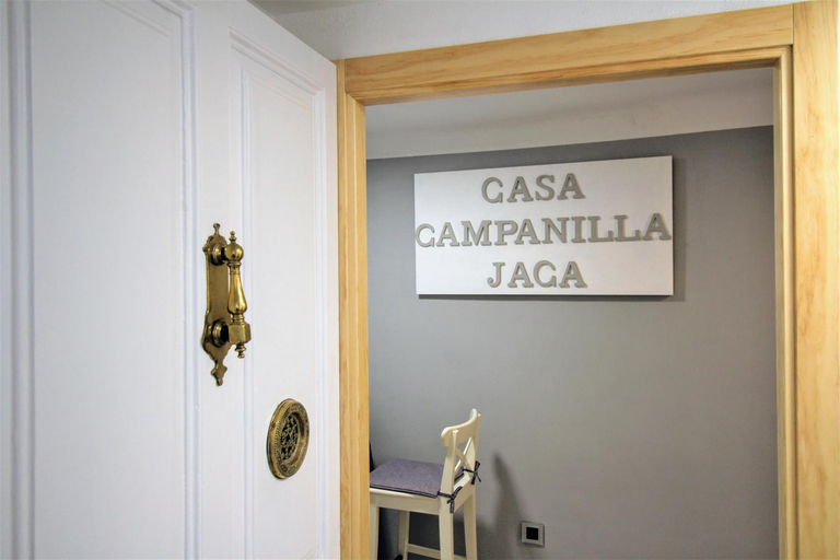 Others 3, Casa Campanilla Jaca, Huesca