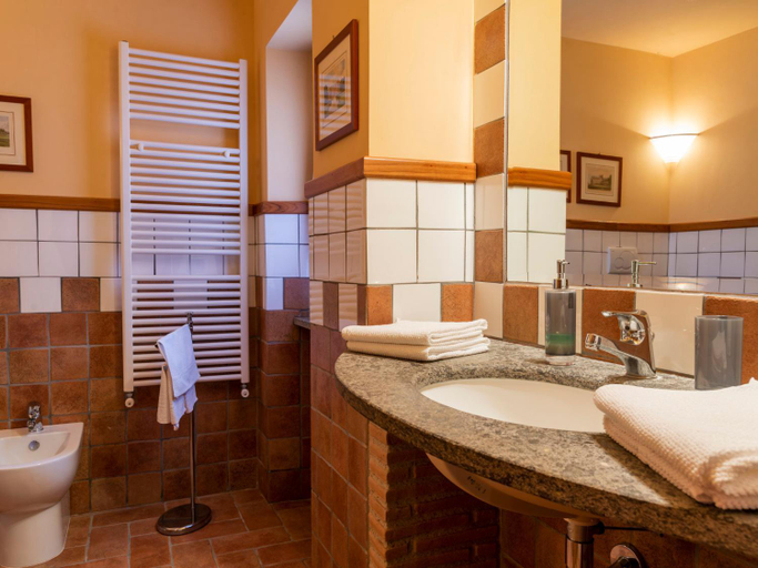 Bathroom 4, Villa Casal di Yuri by Interhome, Viterbo