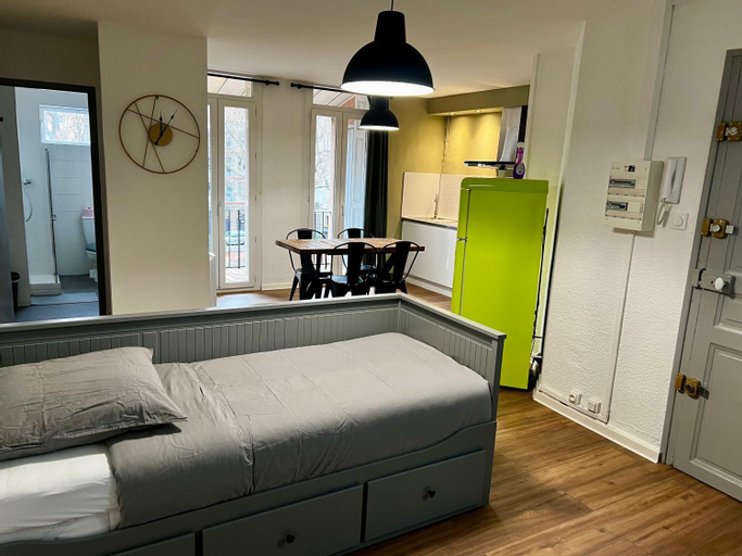 Bedroom 1, Appartements Rue des Jardins, Pyrénées-Orientales