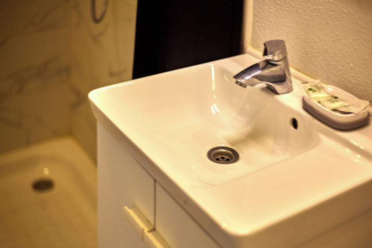 Bathroom 5, La Voile Bleue, Ille-et-Vilaine