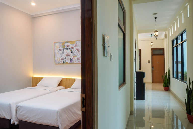 Bedroom 5, Ardiana Suite Hotel By Sajiwa, Purworejo