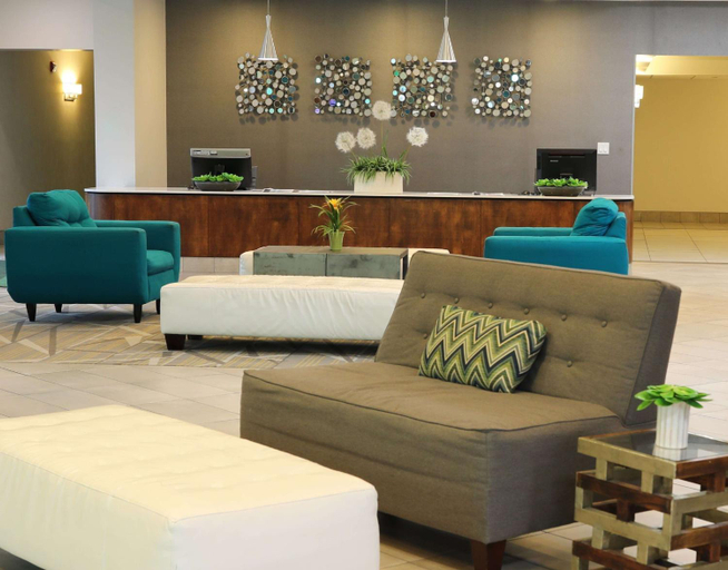 Public Area 5, DoubleTree by Hilton Omaha Southwest, Douglas
