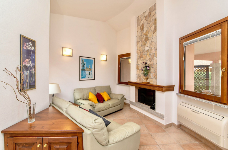 Others 5, Villas with private pool in Costa Rei, Cagliari