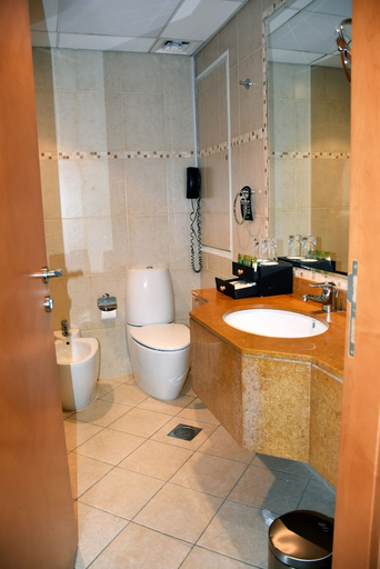Bathroom 5, Tamani Marina Hotel and Hotel Apartments, Dubai