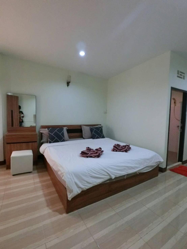 Bedroom 27