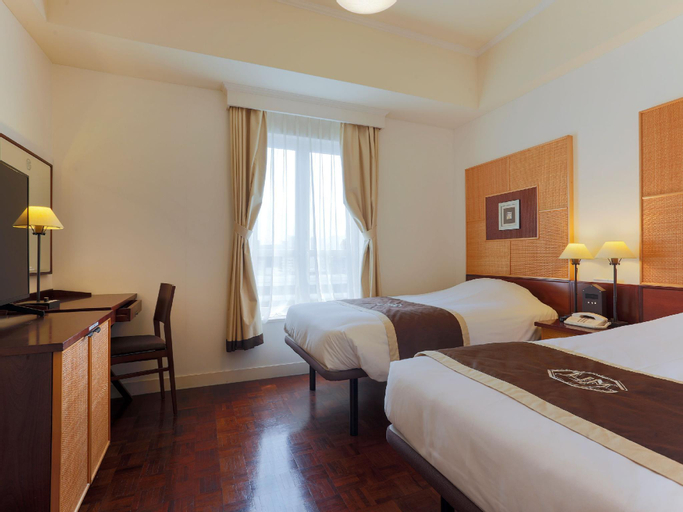 Bedroom 12