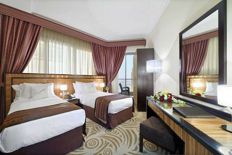 Bedroom 3, Al Majaz Premiere Hotel Apartment, Sharjah City