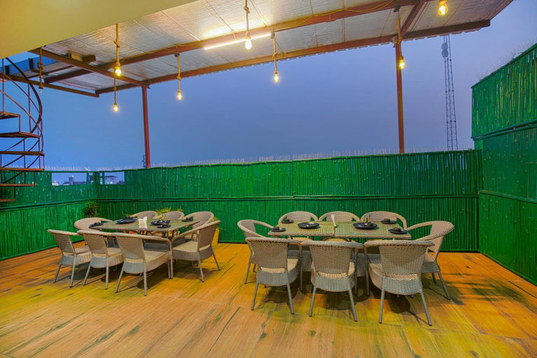 Food & Drinks 5, Hotel Crown, Amritsar