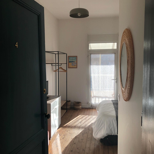 Others 4, Maison St Romain Blaye, Gironde