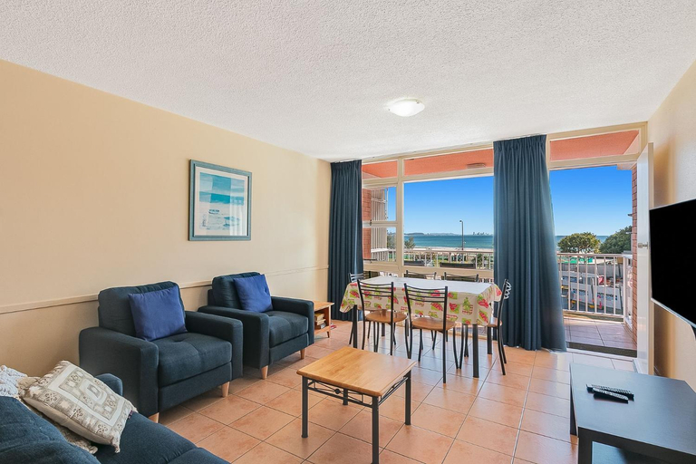 Others 3, Beach Lodge Unit 9, Gold Coast