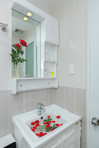 Bathroom 3, Khach San Novena, Vũng Tàu