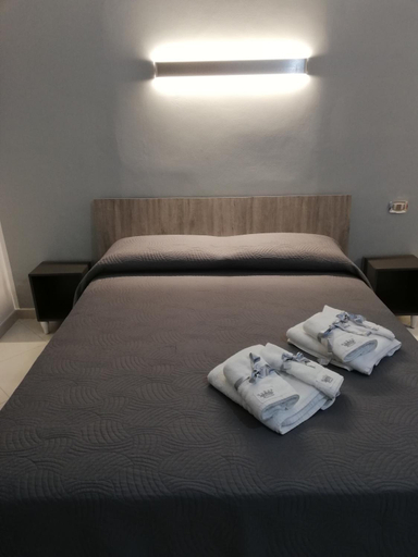 Others 5, B&b regina del porto, Agrigento