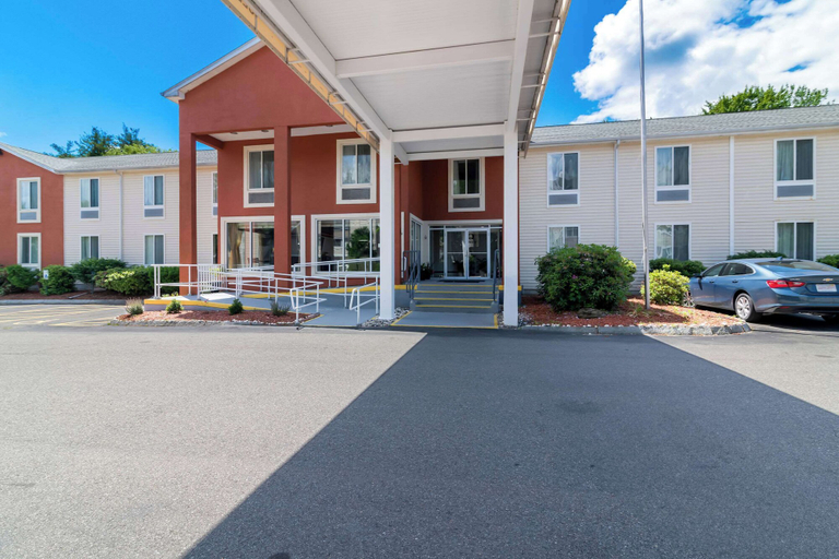 Exterior & Views 2, Quality Inn Merrimack - Nashua, Hillsborough