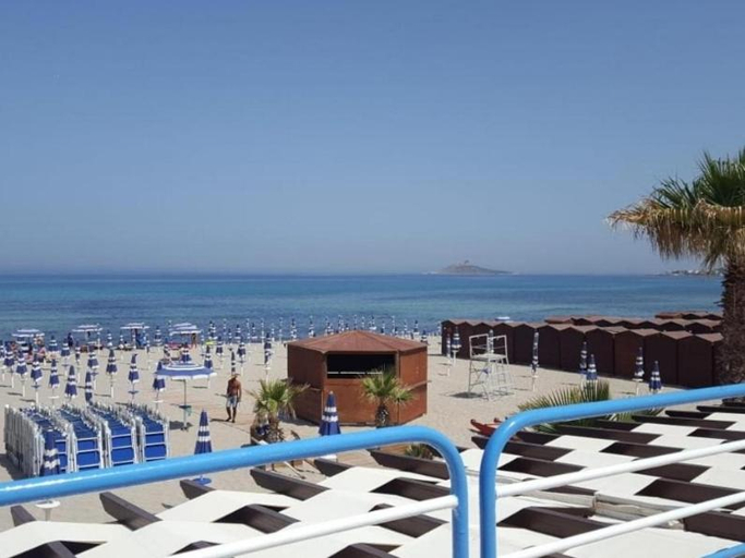 Others 5, New Island, Palermo