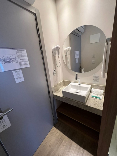 Bathroom 4, Laghetto Estacao, Bento Gonçalves