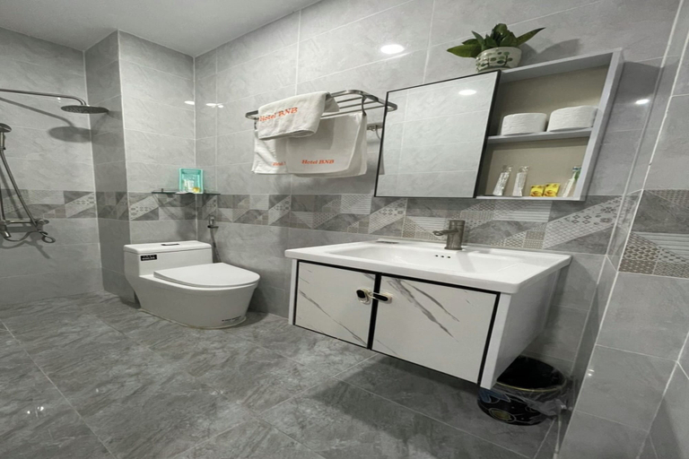 Bathroom 3, Homestay BNB, District 3