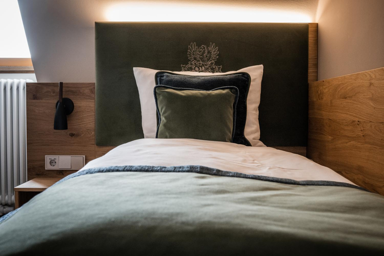 Bedroom 3, Burghotel Scharfenstein, Eichsfeld