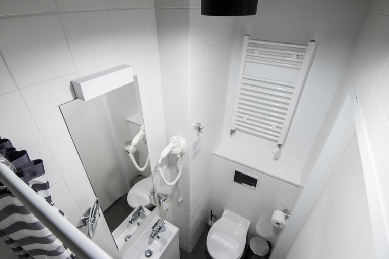 Bathroom 4, Great Polonia Krakow City Center, Kraków City