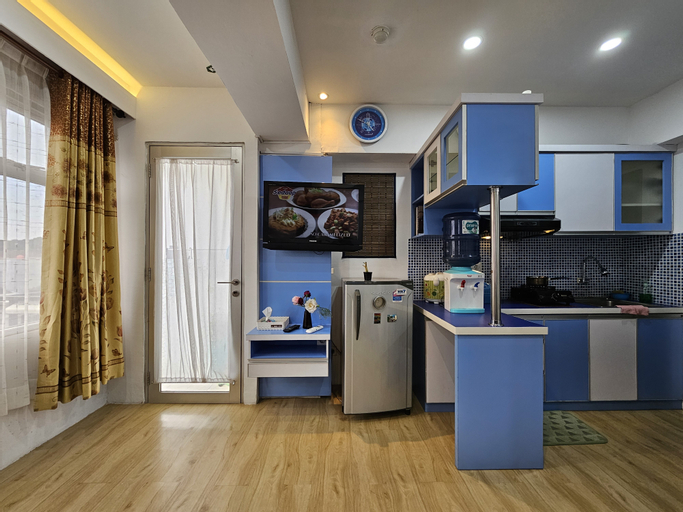 Dining Room 6