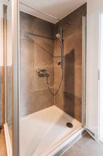 Bathroom 2, Ferienwohnungen Schranz GbR, Bergstraße