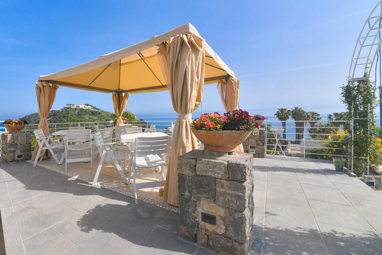 Food & Drinks, Belgodere di Mezzavia Apartments, Napoli