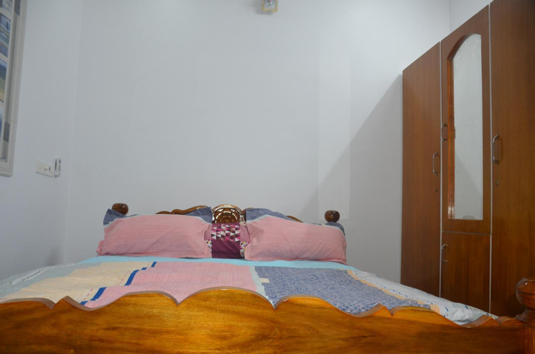 Bedroom 2, Vasantham Villas, Viluppuram