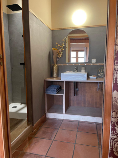 Bathroom 3, Chambres d'Hôtes Barraconu, Corse-du-Sud