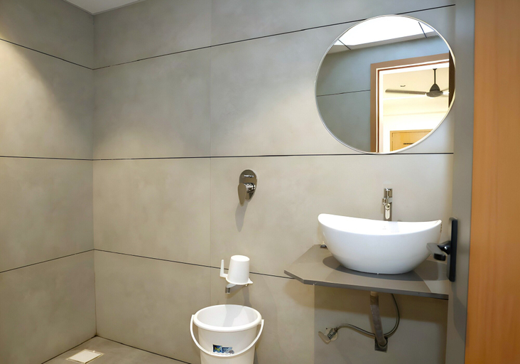 Bathroom 3, Hotel Rio Orbit, Rajkot