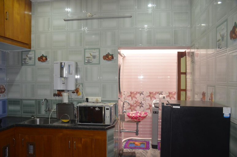 Others 1, Vasantham Villas, Viluppuram