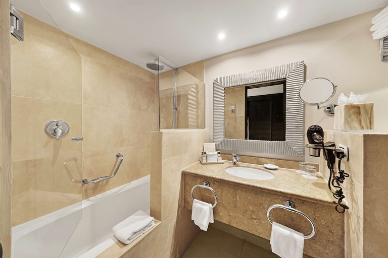 Bathroom, Barcelo Aruba
