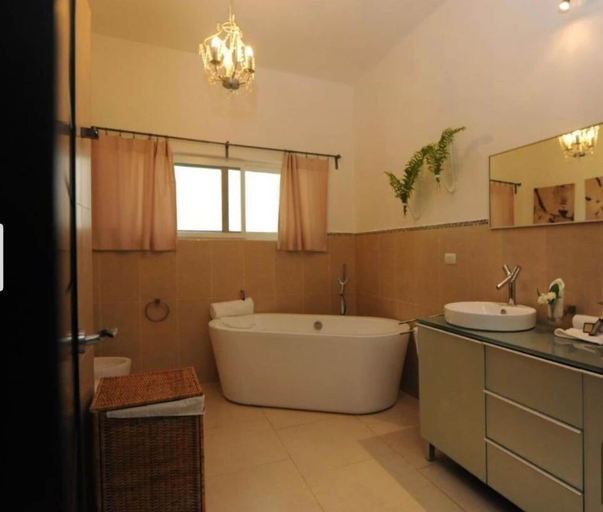 Bathroom 4, Beachfront Condo Airport transport incl, Sosua