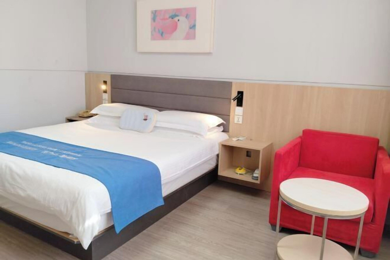 Bedroom 7