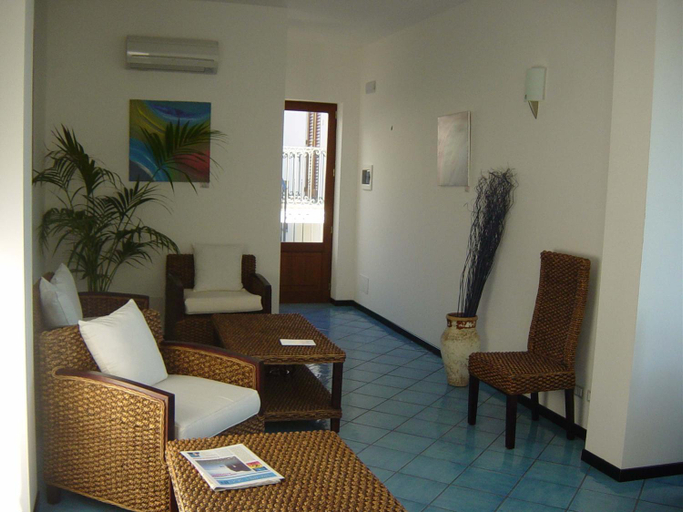 Public Area, Oltremare Residence Hotel, Messina