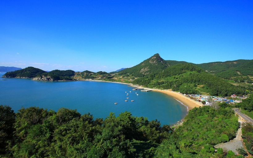 Others 5, namhae elnidonamhae rijoteu, Namhae