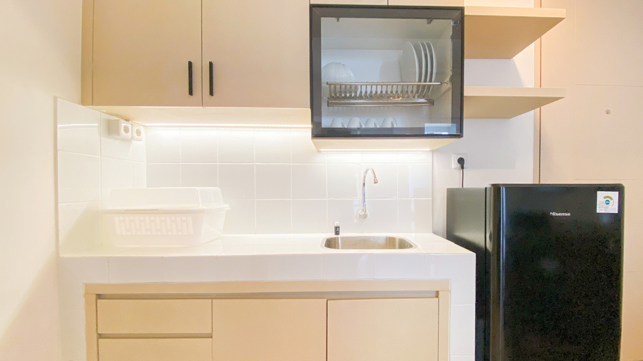 Others 2, Good and Spacious 1BR Tokyo Riverside PIK 2 Apartment By Travelio, Tangerang